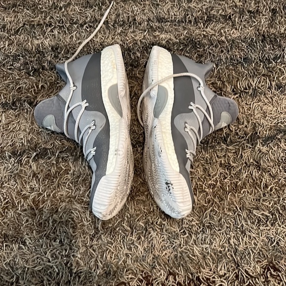 Adidas: Mens Basketball Shoes - Picture 2 of 5